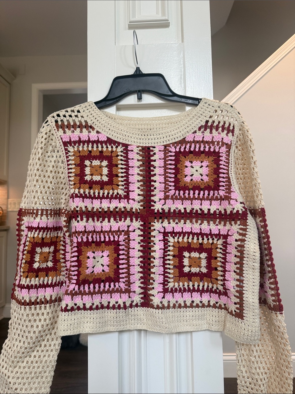 TRUTH by Republic NWT Crochet Square-Panel Knit Sweater in Cream and Pinks L